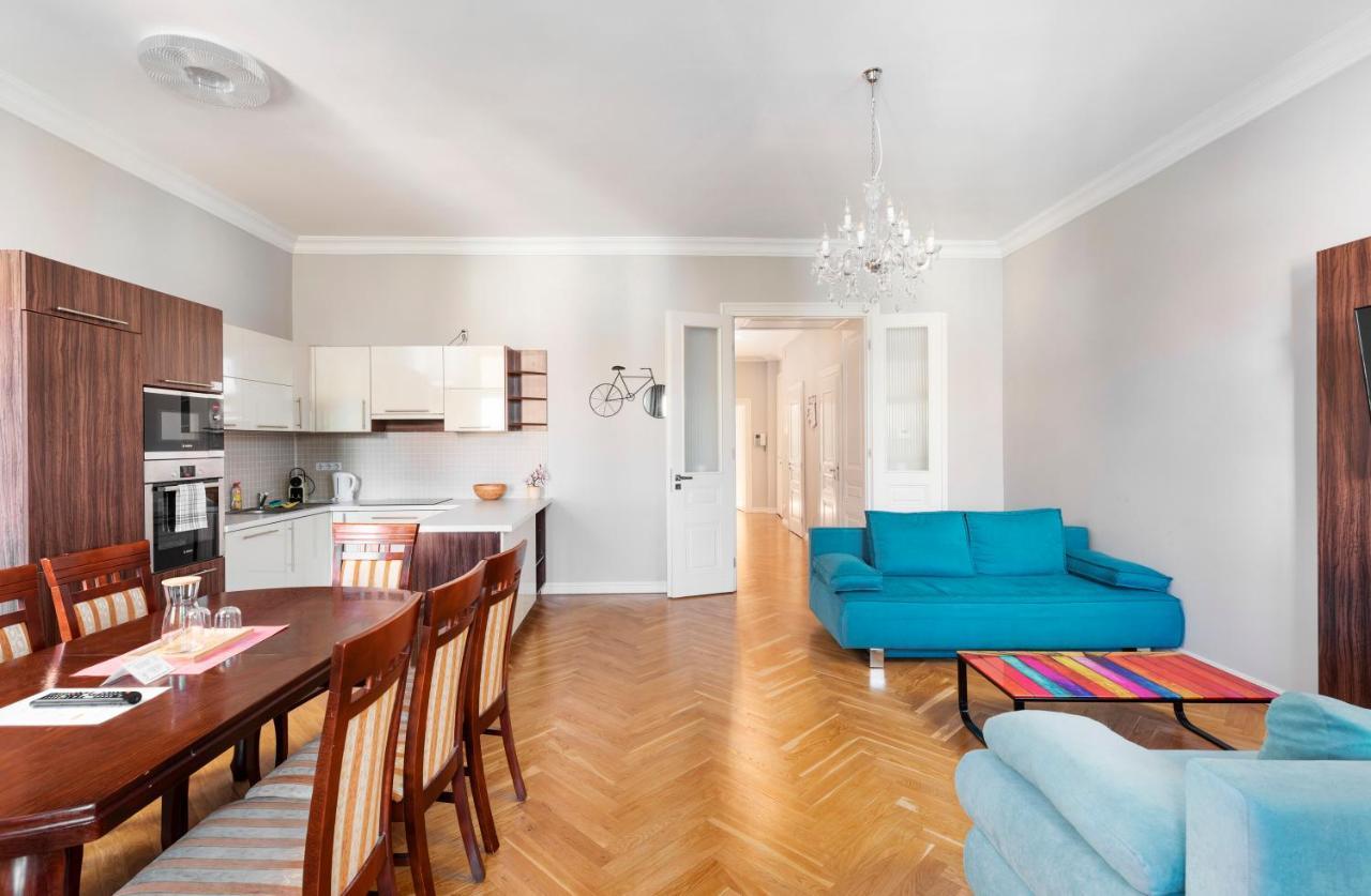 Imperial Apartments Schoenbrunn - Contactless Check-In Wenen Buitenkant foto