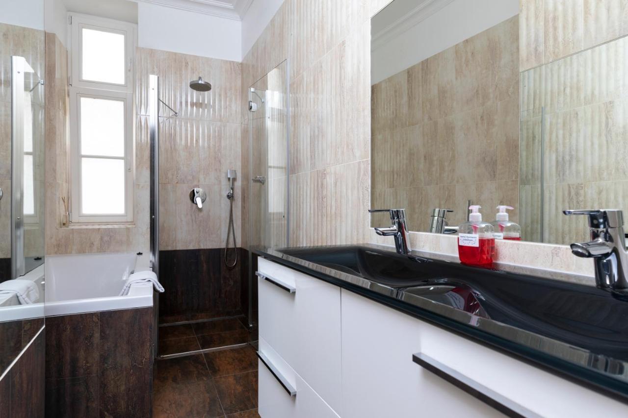 Imperial Apartments Schoenbrunn - Contactless Check-In Wenen Buitenkant foto