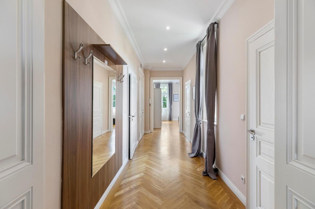 Imperial Apartments Schoenbrunn - Contactless Check-In Wenen Buitenkant foto