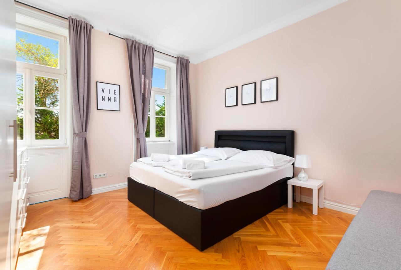 Imperial Apartments Schoenbrunn - Contactless Check-In Wenen Buitenkant foto